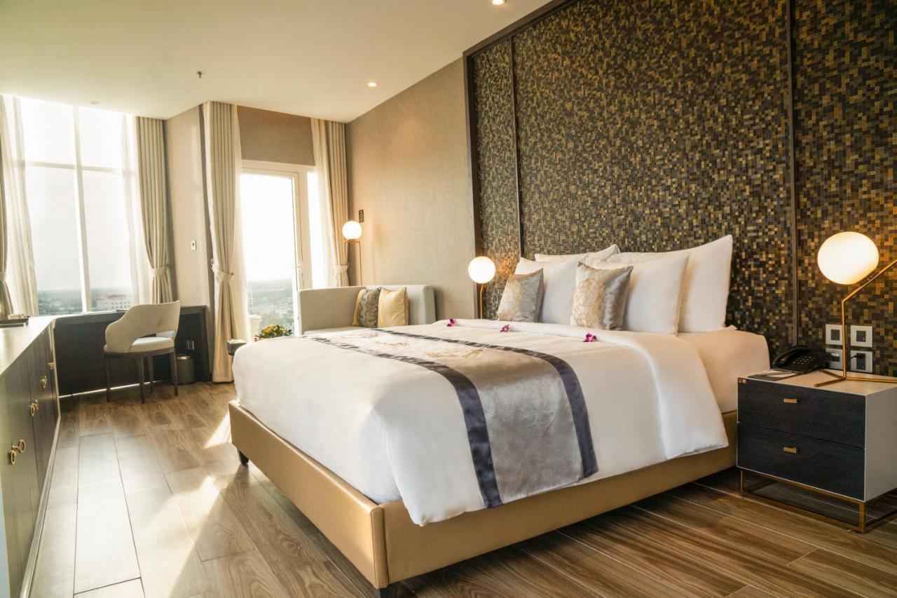 Diamond Stars Ben Tre Hotel Bagian luar foto